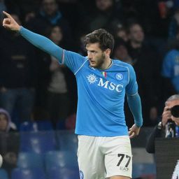 Kvaradoni milioni! Napoli spremio novi ugovor i tri puta veću platu za Hviču