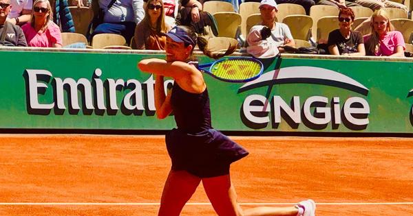 Kako je dobro videti je opet na terenu: Ana Ivanović ponovo igra na Rolan Garosu! /FOTO/