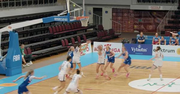 SRBIJA – ISLAND Velika borba od starta! /VIDEO PRENOS/