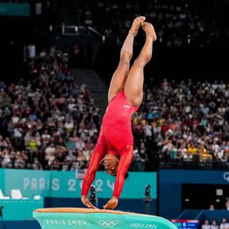 "Ljudi, zaista morate da prestanete to da radite!" Simon Bajls osvojila treće zlato, pa zagrmela sa Olimpijskih igara u Parizu /FOTO/