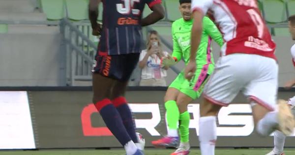 Mateus žestoko pogrešio, Hapoel prvi do gola! Jednom je prošlo, drugi put nije imao ko da spasava /VIDEO/