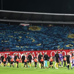 Sin Siniše Mihajlovića na Mihinoj tribini: Scena sa stadiona Zvezde tera suze na oči /FOTO/