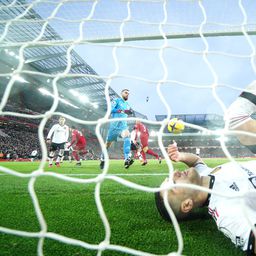 FOTO-UBOD Portugalca će proganjati poraz od 7:0, ali i ova fotografija sa Enfilda