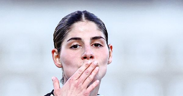 Srbi u dresu Milana briljiraju ovih dana: Sara Stokić raspucana protiv Sasuola, Strahinja Pavlović igrač meseca! /VIDEO/