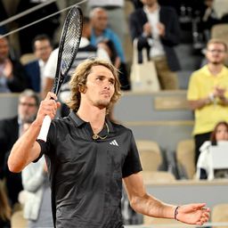 Zverev i Ečeveri obezbedili četvrtfinale Rolan Garosa