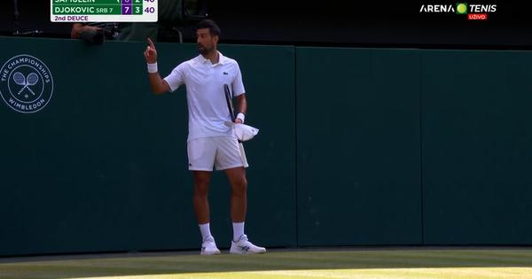 Novak se žestoko iznervirao na svoj boks!