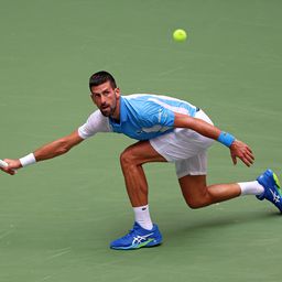 "Rekao sam prijateljima da popričaju sa njim" Novak Đoković o incidentu sa navijačem koji je izbačen sa stadiona: "Iznervirao me je kako je reagovao"