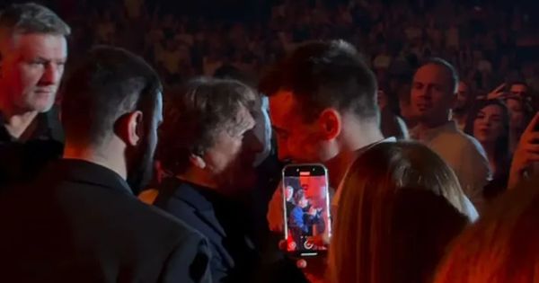 Reprezentativci Srbije na Čolinom koncertu u Sarajevu: Avramović imao posebnu čast /VIDEO/