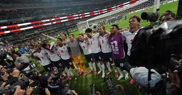 Hej, Džud, prokletstvo Asteke je spustilo gaće: Da li se fudbal posle 60 godina stvarno vraća kući ili je Tuhel samo upalio svetlo u mraku?