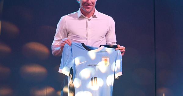 Veliki povratak legende: Forlan zvanično preuzeo Urugvaj