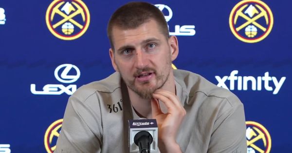 "Samo čekam lepo vreme!" Nakon maestralne partije, Jokić nasmejao novinare! /VIDEO/