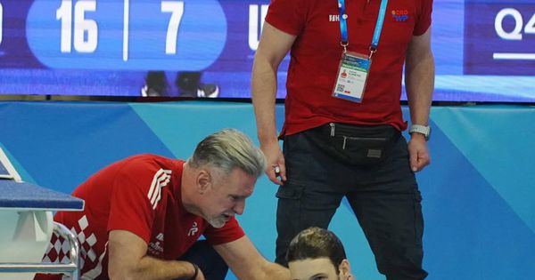 Luka umalo ostao bez oka! Užasna povreda bacila senku na pobedu /FOTO/