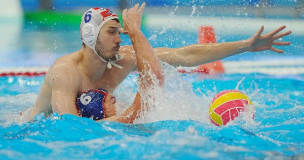 Uznemirujuće slike: Amerikanac zabio prst u oko Hrvatu /FOTO/