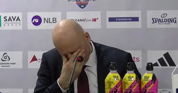 "Ne mogu više, majke mi!" Saša Obradović se rasplakao, pa otišao sa konferencije za medije /VIDEO/