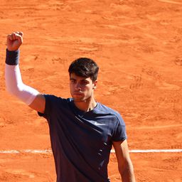 Alkarasu spektakl i finale Rolan Garosa! Karlos posle drame srušio Sinera, još korak do titule u Parizu