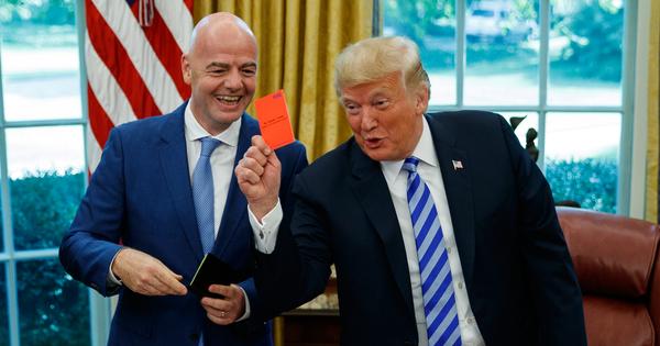 Nečuveno, sramotno i nedostojno predsednika FIFA: Infantino pao u tugu posle gola Egipta i navijao za Argentinu, pa pokušao da se "opere" /VIDEO/