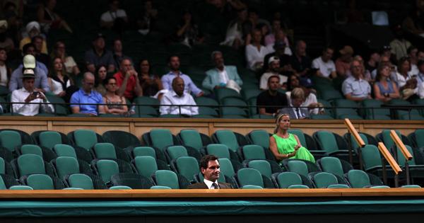 Sve VIP zvanice su napustile ložu, samo je gospodin Rodžer Federer ostao /FOTO/