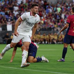 Luka Jović dao gol Barseloni! Srbinu dovoljno poluvreme, Milan srušio Katalonce posle penala /VIDEO/