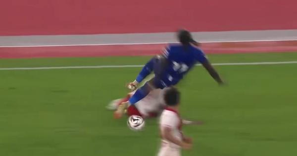 Fudbaler Hetafea doživeo jezivu povredu pred potencijalni dvomeč sa Partizanom! Čekaju ga operacija i višemesečna pauza /VIDEO/