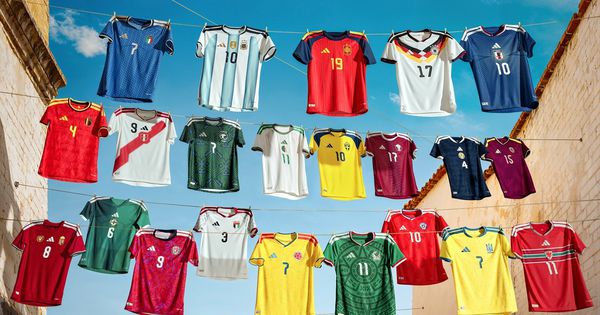 "Podelite sa 4, pa da razmislim!" Cene novih dresova za Mundijal izazvale oprečne reakcije navijača