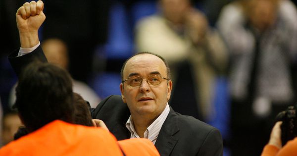 Najpotresniji oproštaj od Duleta Vujoševića: Voli te tvoj kumić Vuk