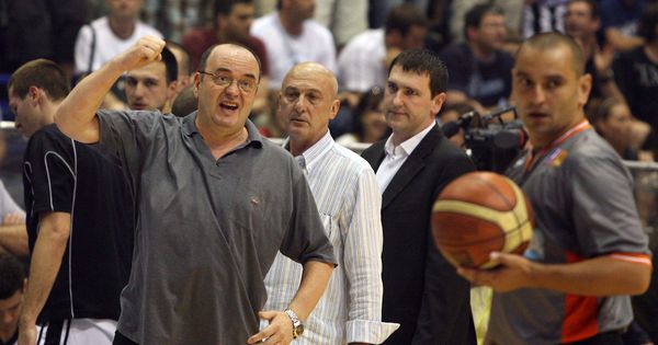 “Rešeno je, od sada, više nikad neće da vas diraju!” Dule Vujošević je zbog Saleta Đorđevića "zaradio" masnicu ispod oka!