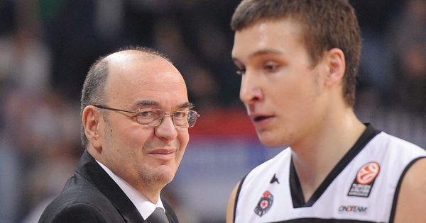 "Žao mi je što se makar još jednom nećemo ispričati!" Bogdanovićev oproštaj od Vujoševića: Ne znam da li sam uspeo da postanem ono što si mislio da ću biti...