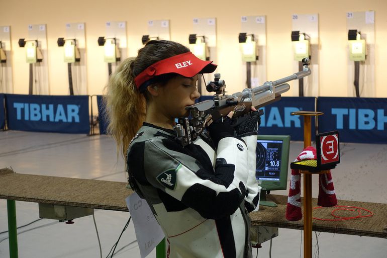 Ona je najlepša srpska olimpijka: Izgleda nestvarno, medalje čuva u toaletu i pred udajom je za poznatog sportistu iz komšiluka /VIDEO/