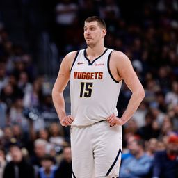 Jokić ne planira da stane: Srbin je ponovo MVP, a ove rekorde je Nikola oborio u prethodnoj sezoni /VIDEO/