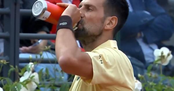 Novak Đoković uzeo specijalan napitak