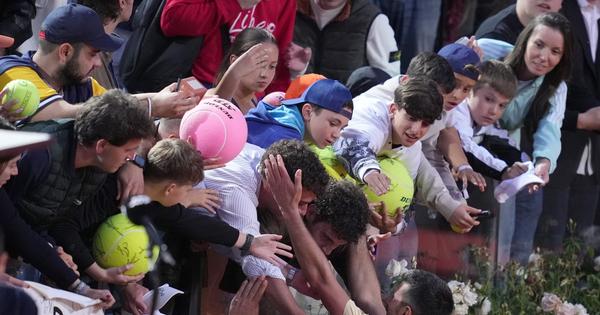 Đoković je veliki i kada gubi: Svoj dan za zaborav učinio nezaboravnim mnogima u Rimu /VIDEO/