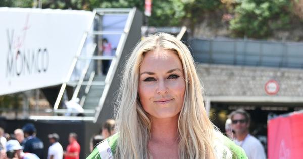 Kim i Kimi napravili haos, ali svi gledaju u Lindzi! Skijaška kraljica u Monaku na trci Formuile 1 bez štaka nakon stravičnog pada