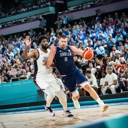 Evo zašto ga se plaše! Jokić skinuo Lebronu loptu s obruča, pa ismejao američke defanzivce /VIDEO/