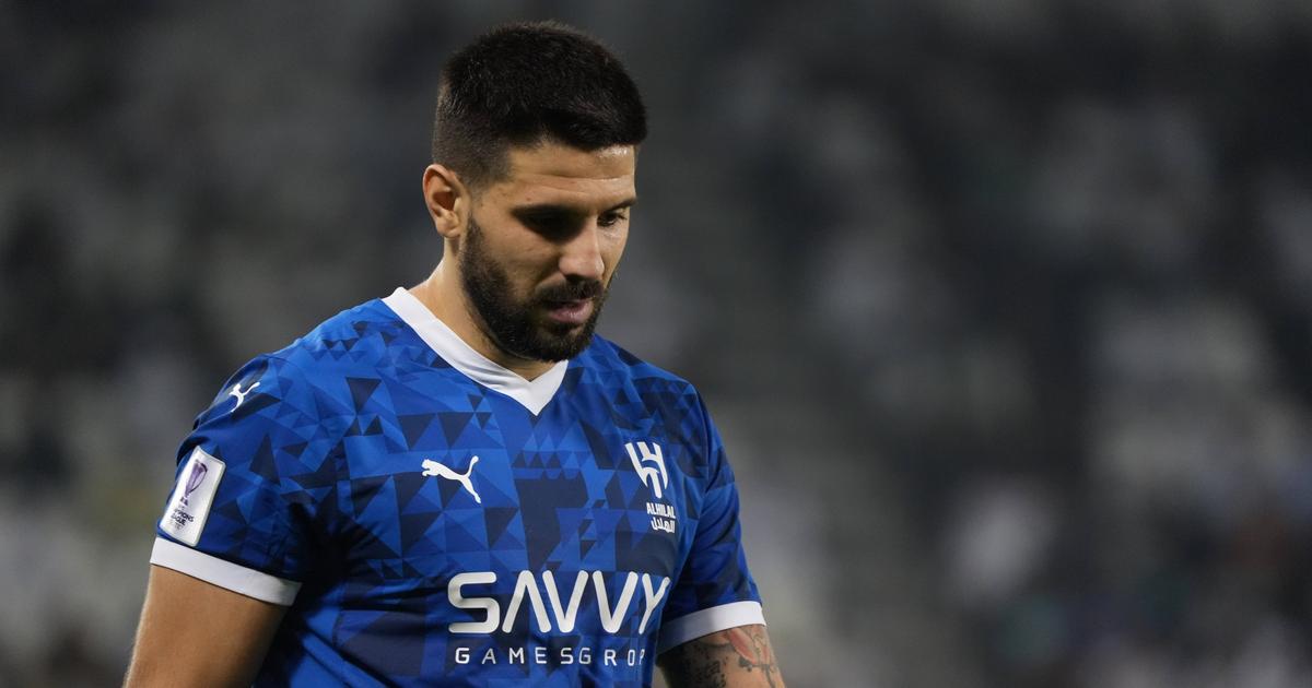 Mitrović baca Arape u očaj | Sportal.rs