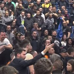 Partizan objavio snimak haosa sa navijačima: Uvrede, lupanje tunela, pa reakcija direktora kluba /VIDEO/