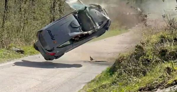 Stravičan udes na reliju u Hrvatskoj! Bukvalno je Fordu otpao točak: Pogledajte jeziv sudar, vozač za dlaku izbegao tragediju! /VIDEO/