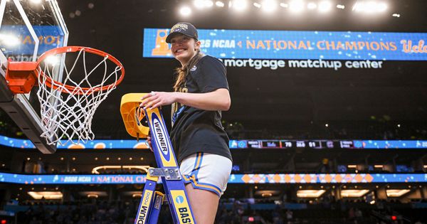 Srpkinja pokorila Ameriku, ostala sa osobljem da počisti halu, pa za Sportal otkrila: Onda su ušli Jokić i Bogdanović… /VIDEO/