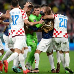 Šok i kapa dole: Hrvatska je u polufinalu Mundijala, Vatreni režirali novo "čudo na penale", Brazilci mogu na Kopakabanu