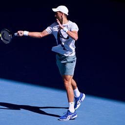 Novak Đoković se pojavio u novim patikama na Rod Lejver Areni, a jedan detalj na njima je oduševio sve navijače /FOTO/