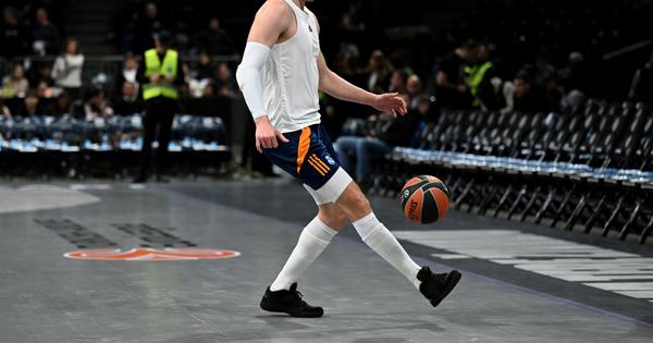 Crno na belo: Hezonja je novi kralj Klivlenda!