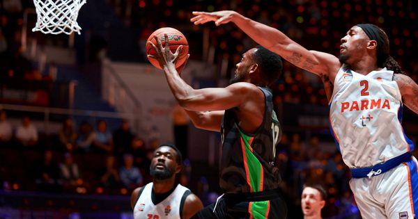 Uniks razbio Parmu za finale!