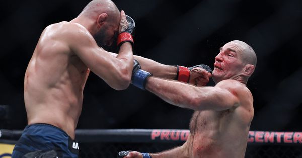 Krvava bajka novog UFC šampiona! Strikland dobio Čimaeva, sad svi grme o pljački! /VIDEO/