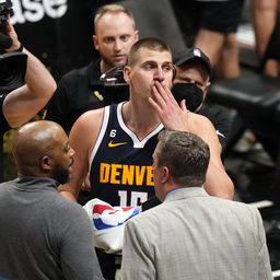 Jokić usijao ruku za NBA prsten! Razbio je Majami za novi brejk, na pobedu je do titule i najvažnijeg MVP trona karijere! /VIDEO/