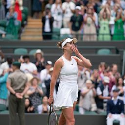 Svitolina zaplakala posle trijumfa nad Beloruskinjom: Želela sam da donesem tu malu pobedu Ukrajini /VIDEO/