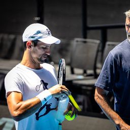 “Novak nas je tri dana vezao lisicama i čupao nam nokte”: Ivanišević o odnosu sa Đokovićem i stvarima koje ga ljute kod srpskog tenisera