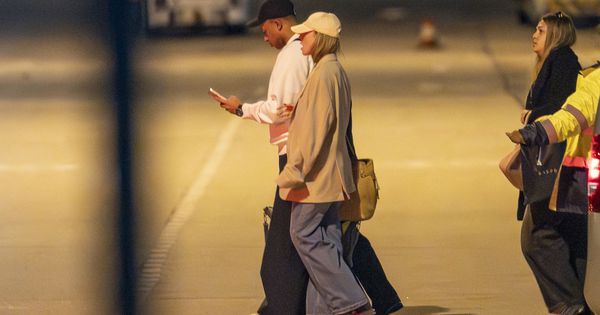 Dok Madrid gori, Mbape se topi  - u zagrljaju lepotice: Zaboravio na bruku protiv Đirone uz novu devojku! /VIDEO/