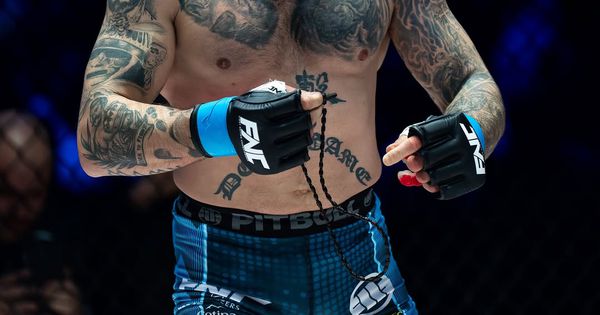 Džakić iščupao Slovencu rame, pa najavio da se bori u Beogradu!