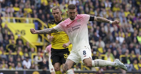 Leverkuzen srušio bledi Dortmund, Lajpcig gazi ka Ligi šampiona, Volfsburg sve bliži Cvajti