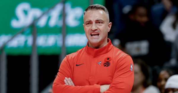 "Bili smo suparnici, a on mi je delio savete" I u NBA se priča o Dušku Vujoševiću