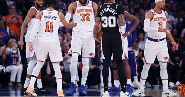 Niksi od -29 do najluđe istorije NBA lige! Anunobi na sekund do kraja šokirao Sparse, Njujork je na korak do titule /VIDEO/